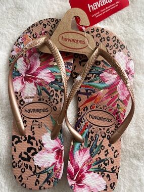 Havaianas Floral & Leopard Print Flip Flops with Rose Gold Straps